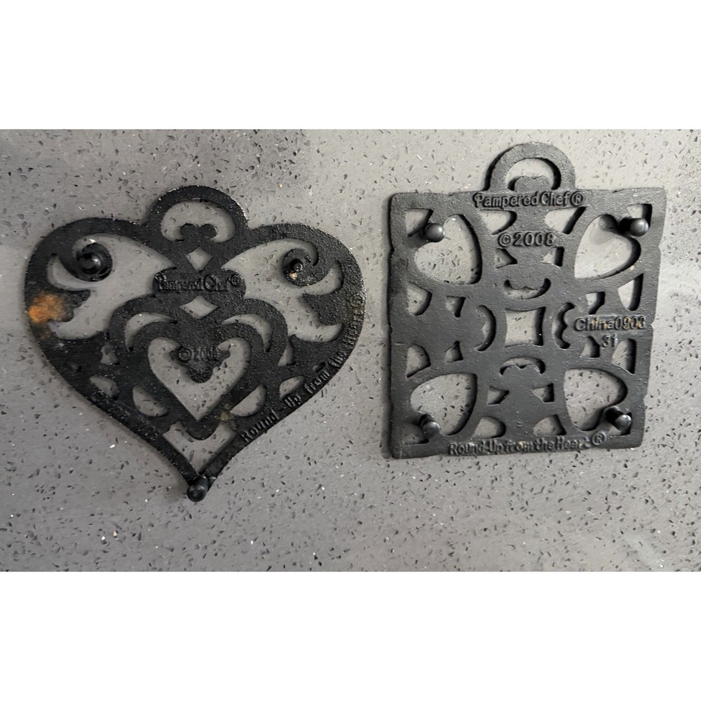 PAMPERED CHEF Copper Heart Cast Iron Trivet Trivets Lot Of 2‎ - Picture 2 of 4